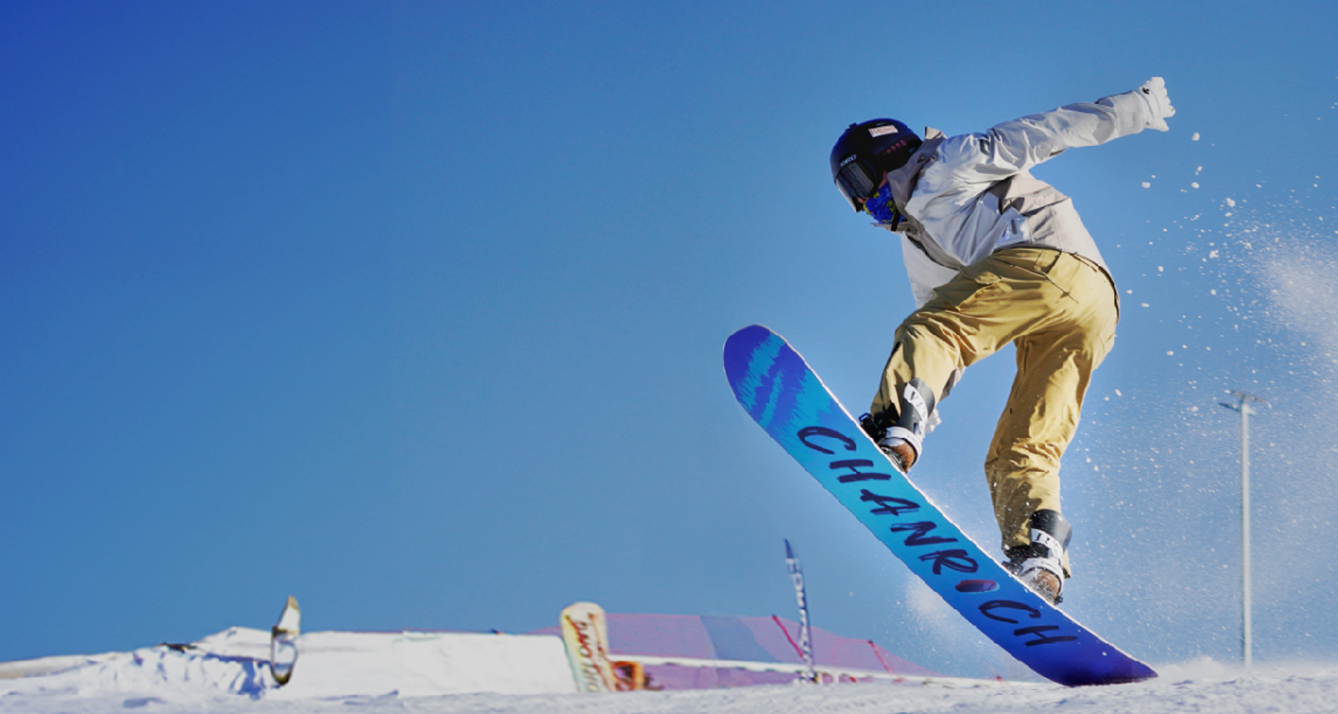 SNOWBOARDING SKIING1